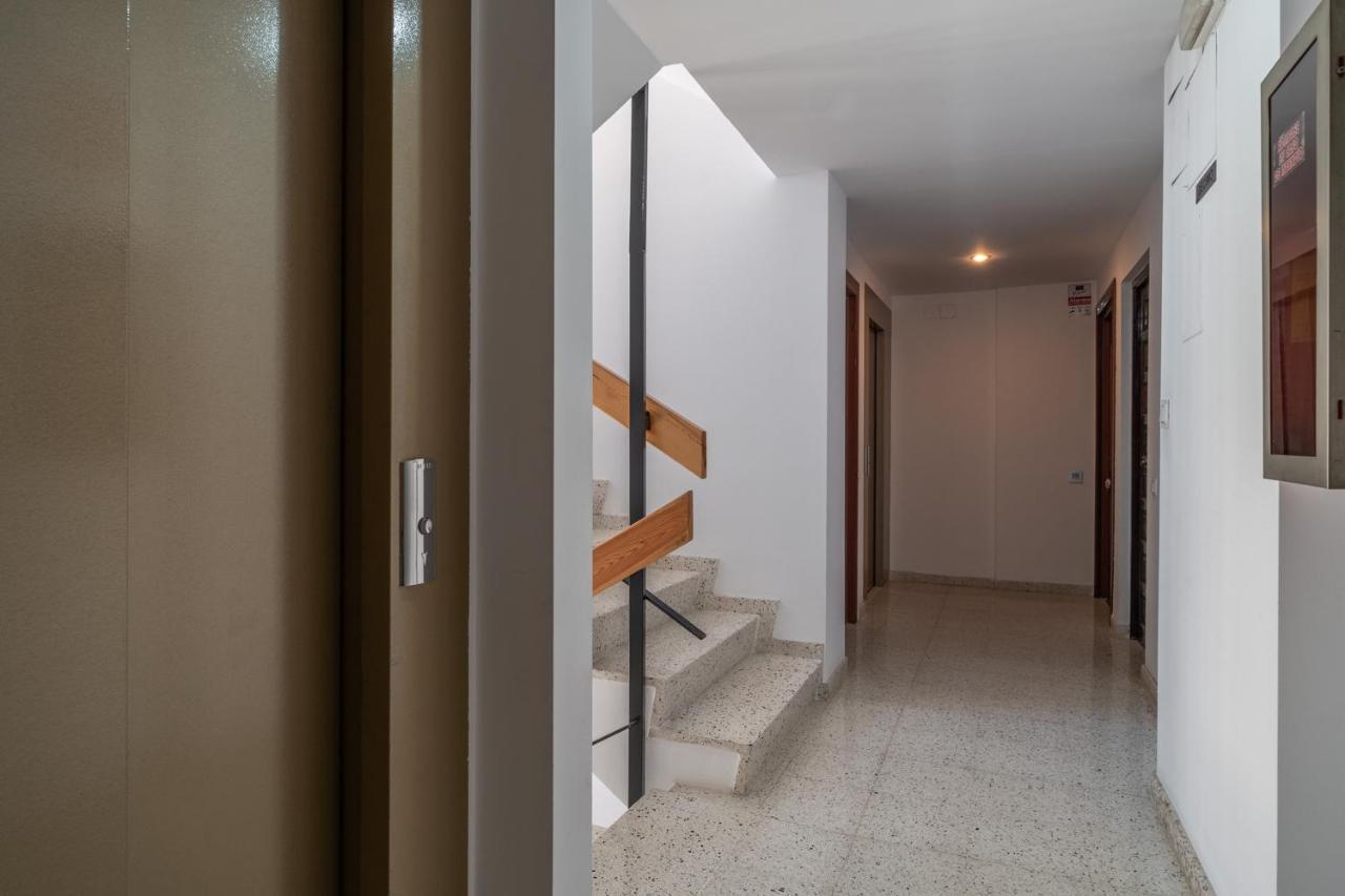 Tuguest Heroe Apartment Málaga Exterior foto